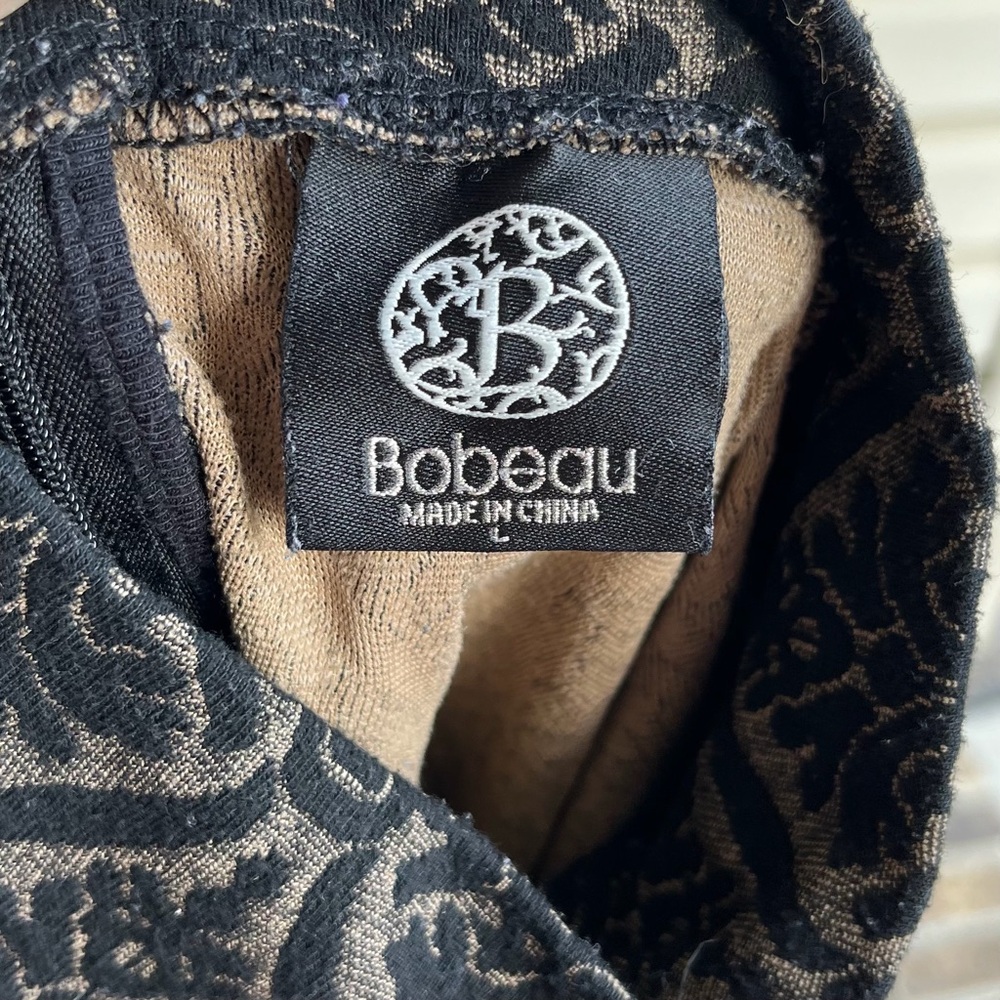 •Bobeau• Brocade Pattern Mock Neck Top - Size Large - Picture 2 of 9